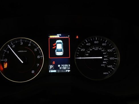 Used 2018 Subaru Crosstrek 2.0i Limited AWD/4WD image 2