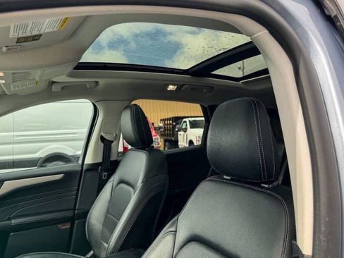 Used 2022 Ford Escape SEL AWD/4WD image 17