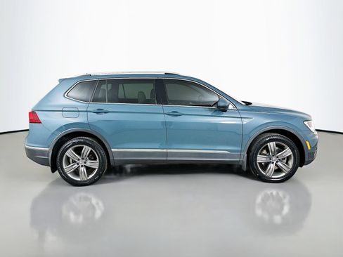 Used 2020 Volkswagen Tiguan SEL AWD/4WD image 4