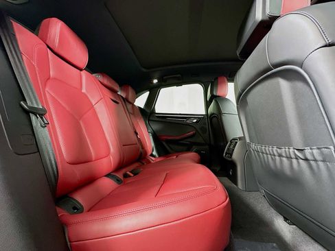 New 2026 Porsche Macan AWD/4WD image 28