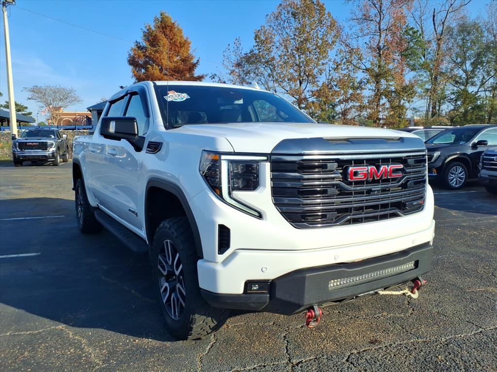 Used 2024 GMC Sierra 1500 AT4 w/ AT4 Carbonpro Edition AWD/4WD image 2
