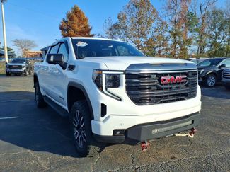 Used 2024 GMC Sierra 1500 AT4 w/ AT4 Carbonpro Edition video 2
