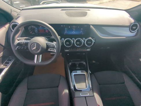 Used 2026 Mercedes-Benz GLA 250 image 2