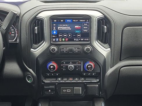 Certified 2022 Chevrolet Silverado 3500 LTZ w/ LTZ Convenience Package image 23