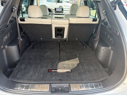 Used 2022 Mitsubishi Outlander SEL AWD/4WD image 18