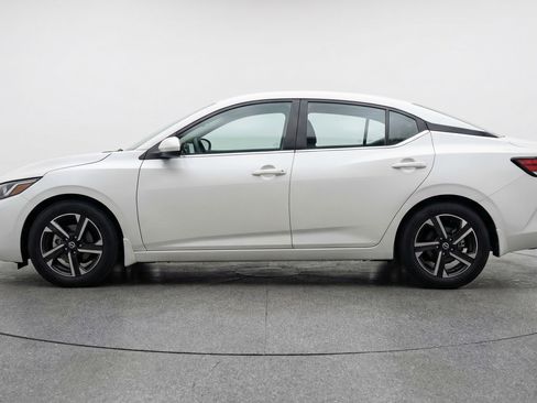 Used 2025 Nissan Sentra SV FWD image 5