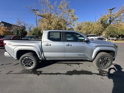 New 2025 Toyota Tacoma TRD Sport image 7