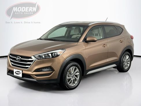 Used 2017 Hyundai Tucson SE w/ SE Popular Package 02 AWD/4WD image 1