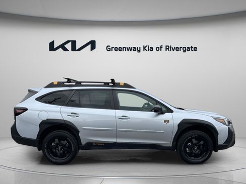Used 2022 Subaru Outback Wilderness image 8
