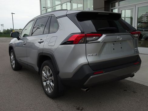 Used 2020 Toyota RAV4 Limited w/ All Weather Liner Package AWD/4WD image 3
