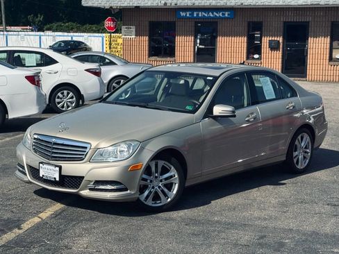 Used 2012 Mercedes-Benz C 300 4MATIC Sedan image 1