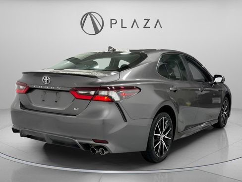 Used 2024 Toyota Camry SE w/ Cold Weather Package image 6