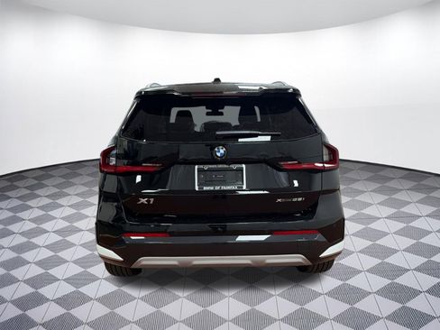 Used 2026 BMW X1 xDrive28i w/ Technology Package AWD/4WD image 9