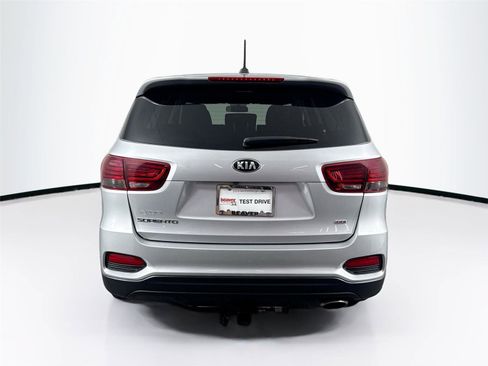 Used 2019 Kia Sorento L image 7