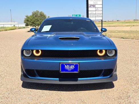 Used 2022 Dodge Challenger R/T Scat Pack RWD image 8