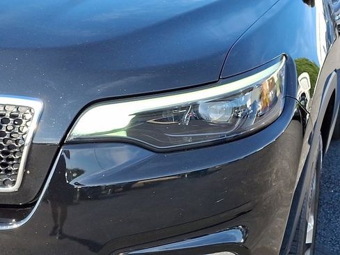 Used 2022 Jeep Cherokee Limited image 11