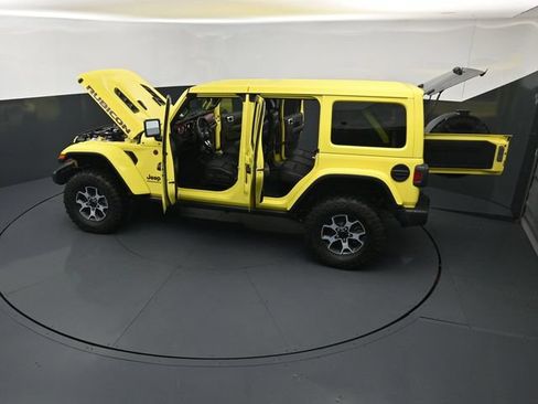 Certified 2023 Jeep Wrangler Unlimited Rubicon w/ Cold Weather Group AWD/4WD image 27