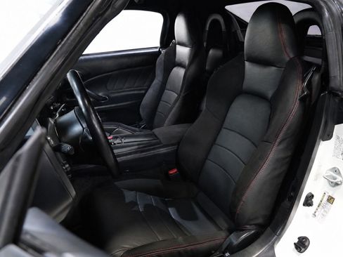 Used 2006 Honda S2000 image 24