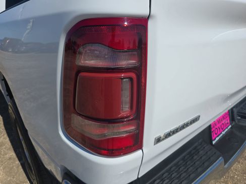 Used 2023 RAM 1500 Laramie AWD/4WD image 33
