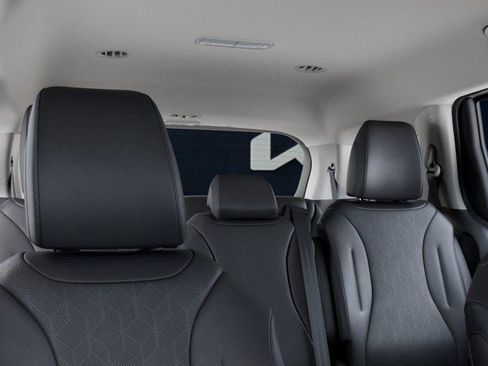 New 2026 Kia Carnival EX FWD image 27