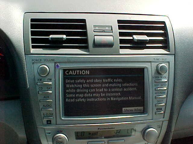 Used 2011 Toyota Camry XLE w/ SE/XLE Extra-Value Pkg FWD image 27