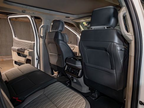 Used 2026 Ford F350 Platinum w/ Platinum Plus Package image 26