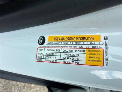 Used 2022 Chevrolet Traverse LS FWD image 37
