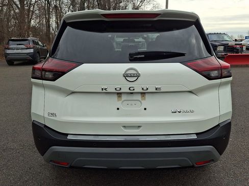 Certified 2023 Nissan Rogue SV w/ SV Premium Package image 5