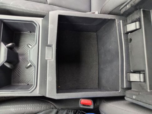 Used 2024 Toyota Tacoma SR image 26