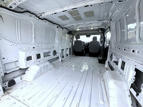 Used 2017 Ford Transit 250 148 Low Roof image 21