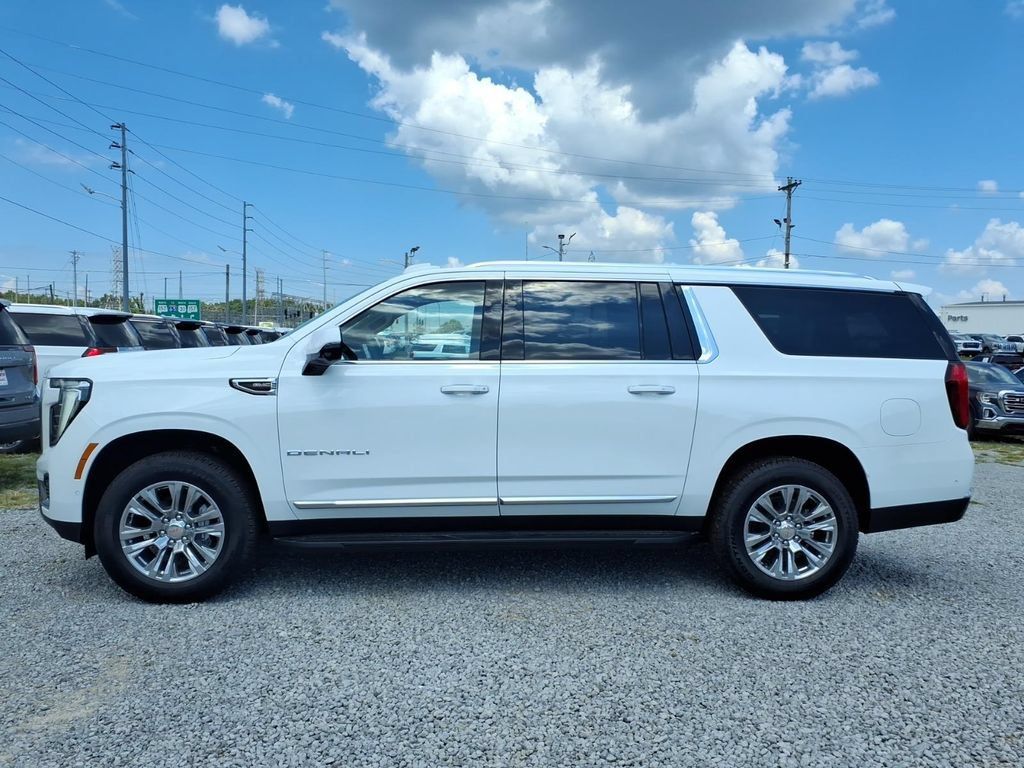 New 2026 GMC Yukon XL Denali w/ Advanced Technology Package AWD/4WD image 4