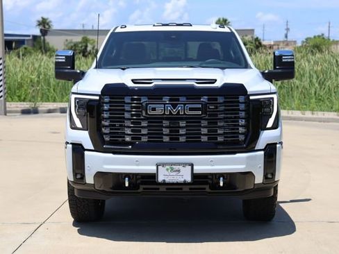 New 2026 GMC Sierra 2500 Denali Ultimate w/ Max Trailering Package AWD/4WD image 2