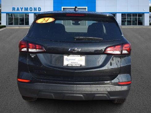 Used 2024 Chevrolet Equinox LS w/ LS Convenience Package image 4