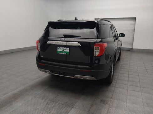 Used 2021 Ford Explorer XLT w/ Equipment Group 202A RWD image 9