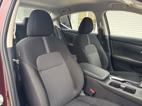 Used 2025 Nissan Sentra SV w/ All-Weather Package image 15