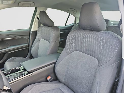 Used 2025 Toyota Camry LE w/ Convenience Package FWD image 23