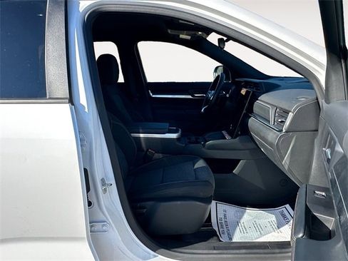 Used 2025 GMC Terrain Elevation image 15