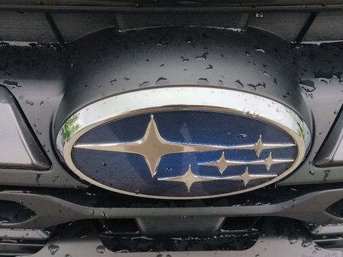 Used 2023 Subaru Outback Premium AWD/4WD image 32