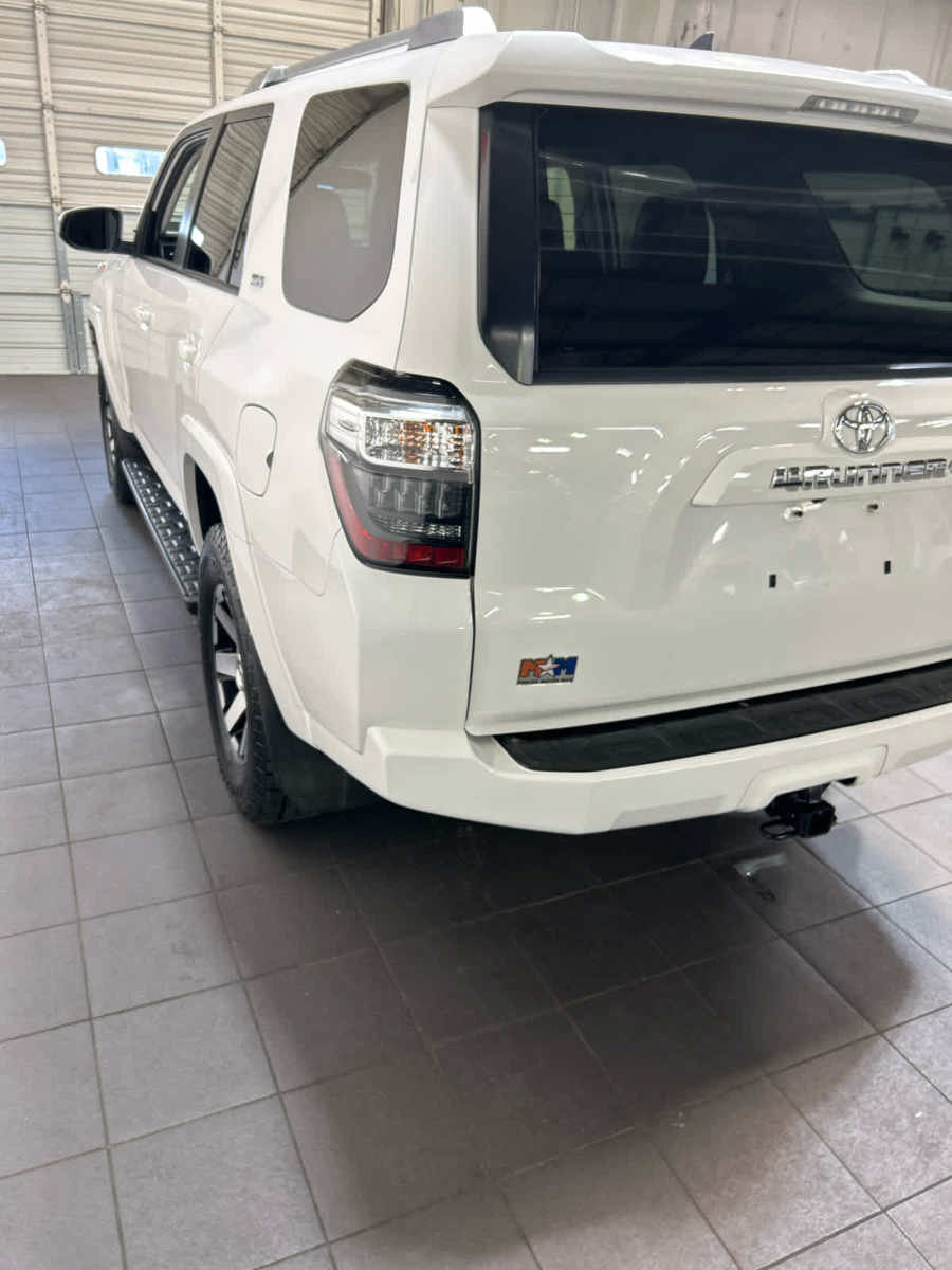 Used 2014 Toyota 4Runner SR5 Premium AWD/4WD image 8