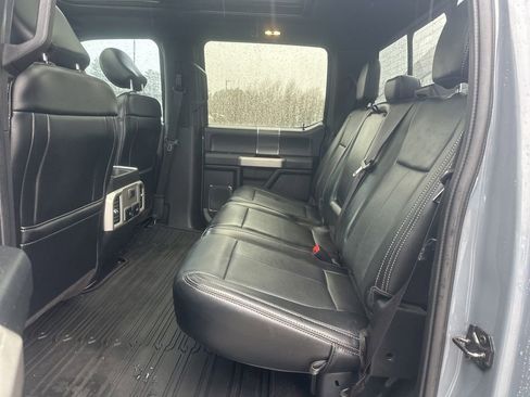 Used 2019 Ford F150 Lariat image 39