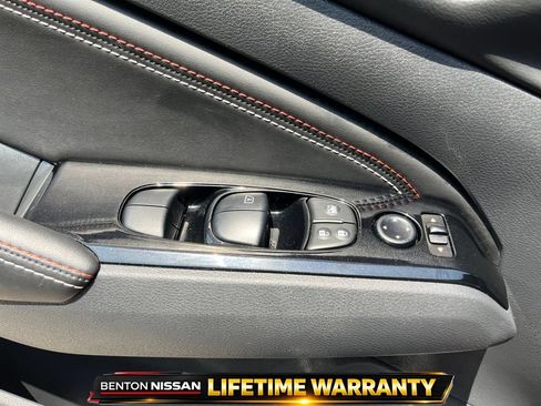 Used 2023 Nissan Altima 2.5 SR w/ SR Premium Package FWD image 13