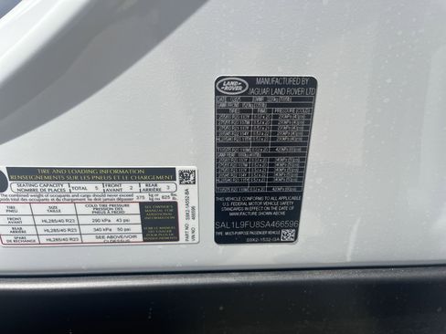 Used 2025 Land Rover Range Rover Sport Dynamic SE AWD/4WD image 21