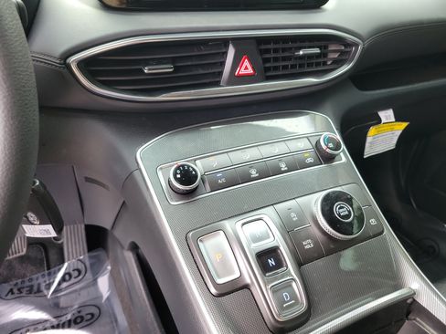 Used 2023 Hyundai Santa Fe SE FWD image 19