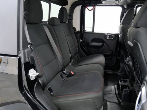 Used 2020 Jeep Gladiator Rubicon AWD/4WD image 18