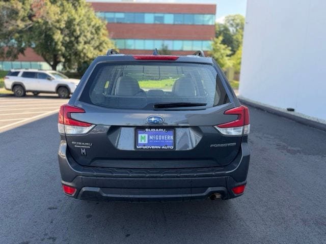 Used 2023 Subaru Forester AWD/4WD image 11