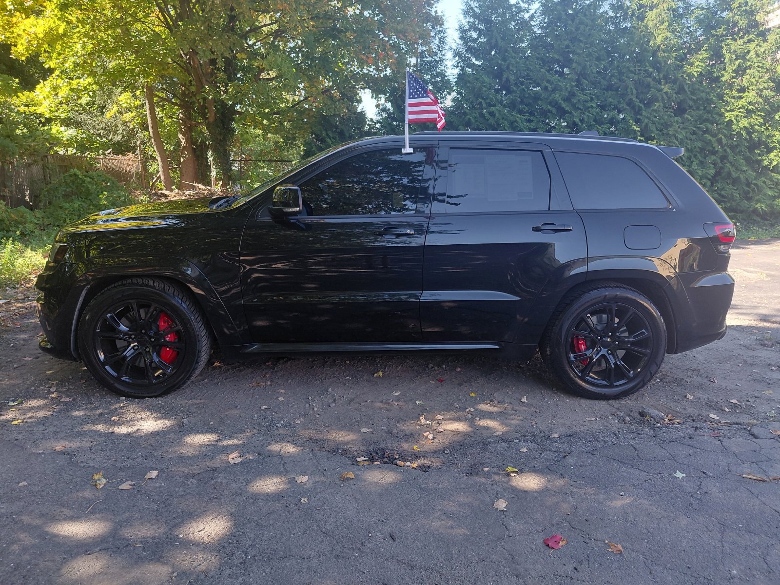 Used 2015 Jeep Grand Cherokee SRT w/ Trailer Tow Group IV AWD/4WD image 33