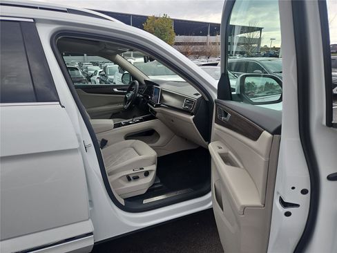 New 2026 Volkswagen Atlas SEL Premium R-Line image 27