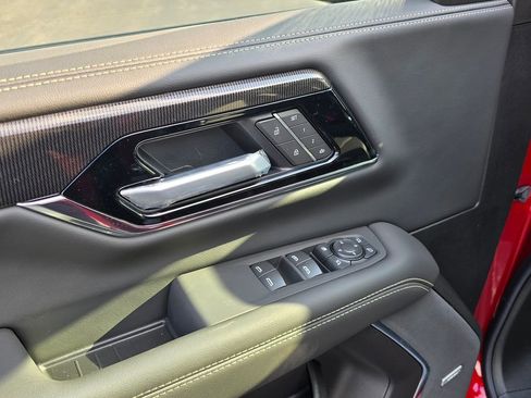 New 2026 GMC Yukon XL Elevation w/ Elevation Premium Package image 13