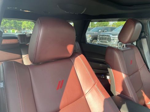 Used 2025 Dodge Durango R/T image 10