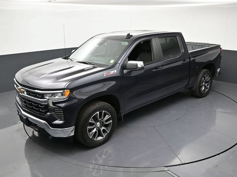 Used 2022 Chevrolet Silverado 1500 LT w/ All Star Edition Plus AWD/4WD image 15